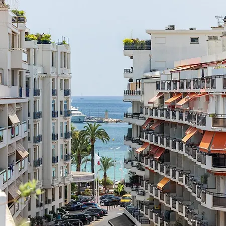 Luxurious Penthouse Rooftop Martinez Croisette Apartment *